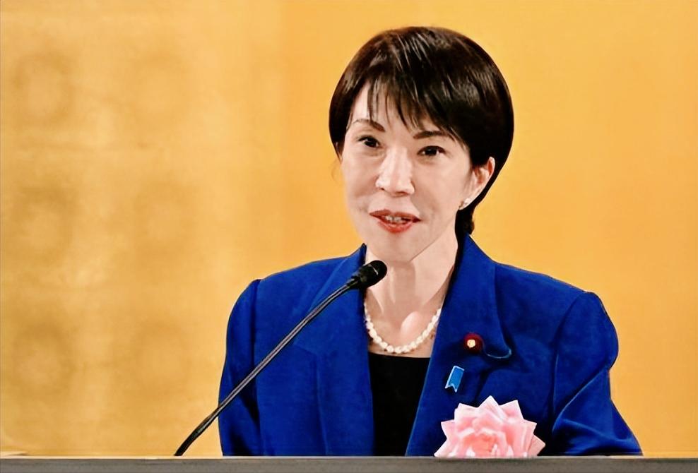 日本政坛又爆大瓜！早苗被实锤和争议宗教团体有资金往来，这脸打得也太响了。
 
此