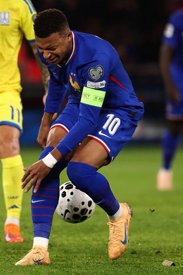 根据俱乐部的消息，姆巴佩不需要接受检查。他将和其他队友一样休息，下周恢复训练。