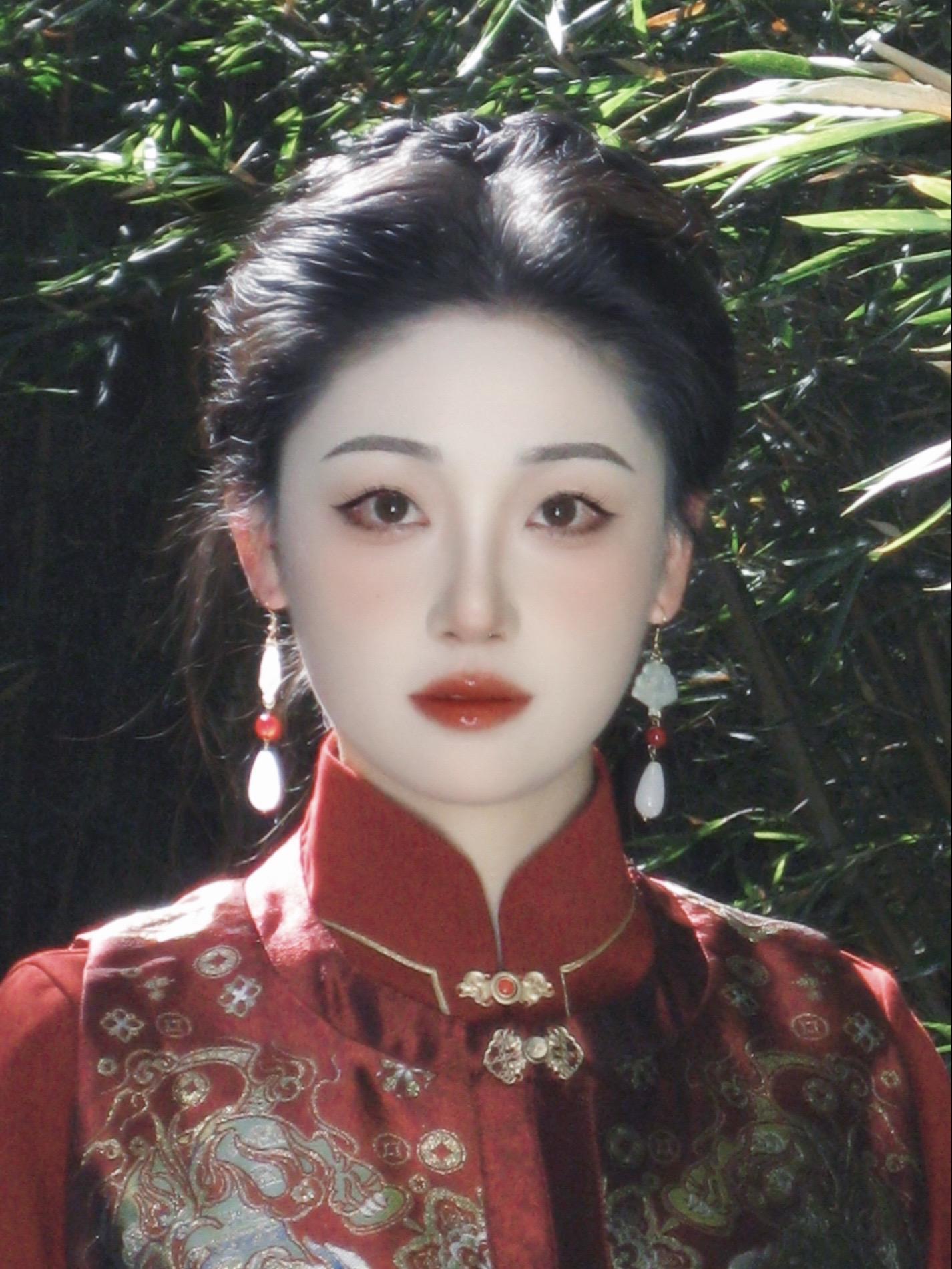 欲买桂花同载酒，终不似，少年游。