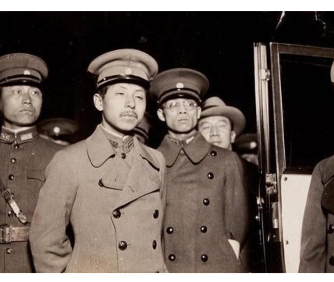 1925年11月22日，河北滦州，大雪纷飞。

张作霖麾下最精锐的第三方面军司令