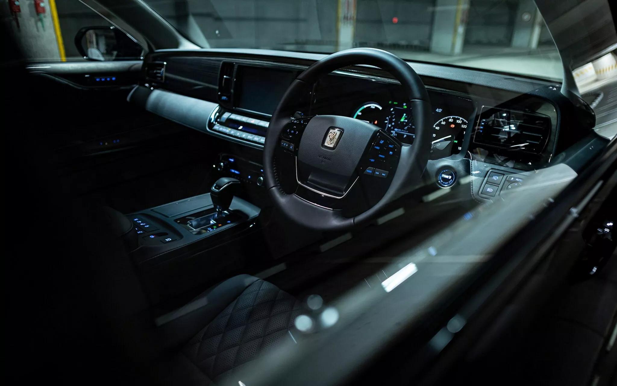 名车志改装 【知名改装厂 TOM’S Racing推出丰田Century定制车型