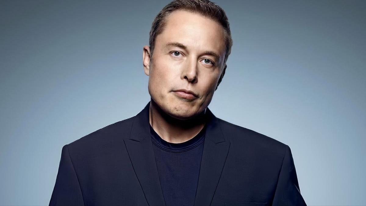 马斯克正准备干一票史无前例的疯狂买卖。SpaceX喊出两万亿美元天价估值，却只打