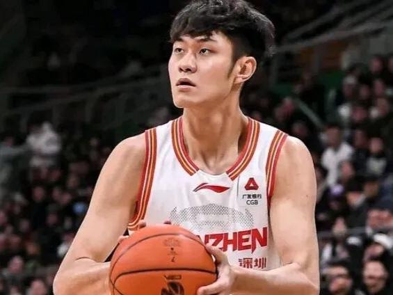 CBA最新消息：据知名篮球自媒体人赵环宇发文分析道：“以王浩然的个人表现、球队成