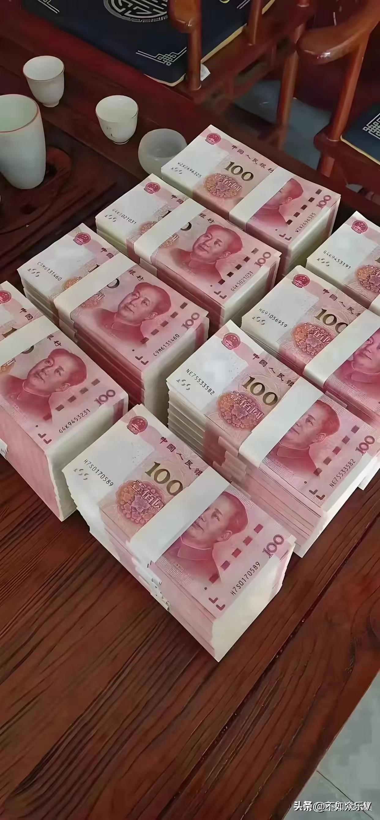 什么是好男人？！

大姨每天都在唠叨姨夫，说姨夫没啥用，不像个男人！

但在我眼
