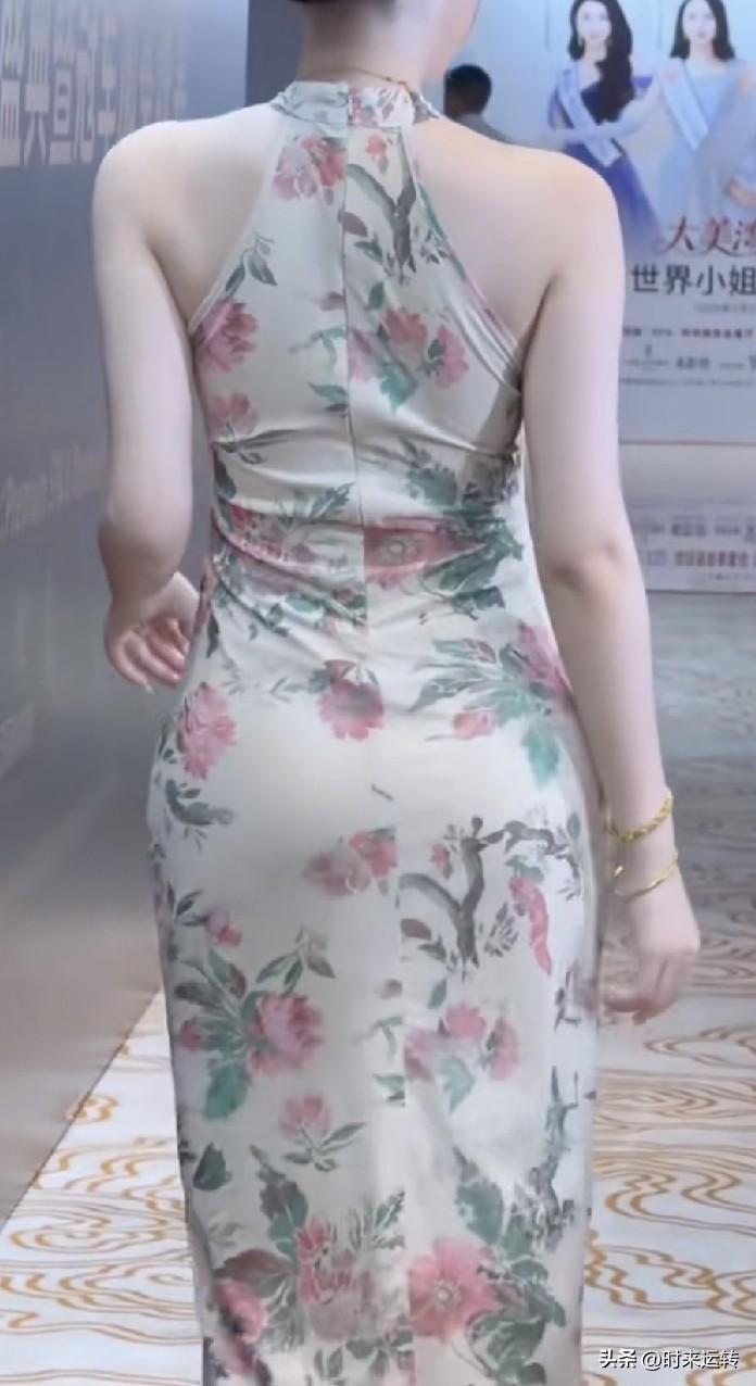 同事今天很热情很慷慨的跟我说，以后我如果要在网上买东西，他可以帮我来下单。
我觉