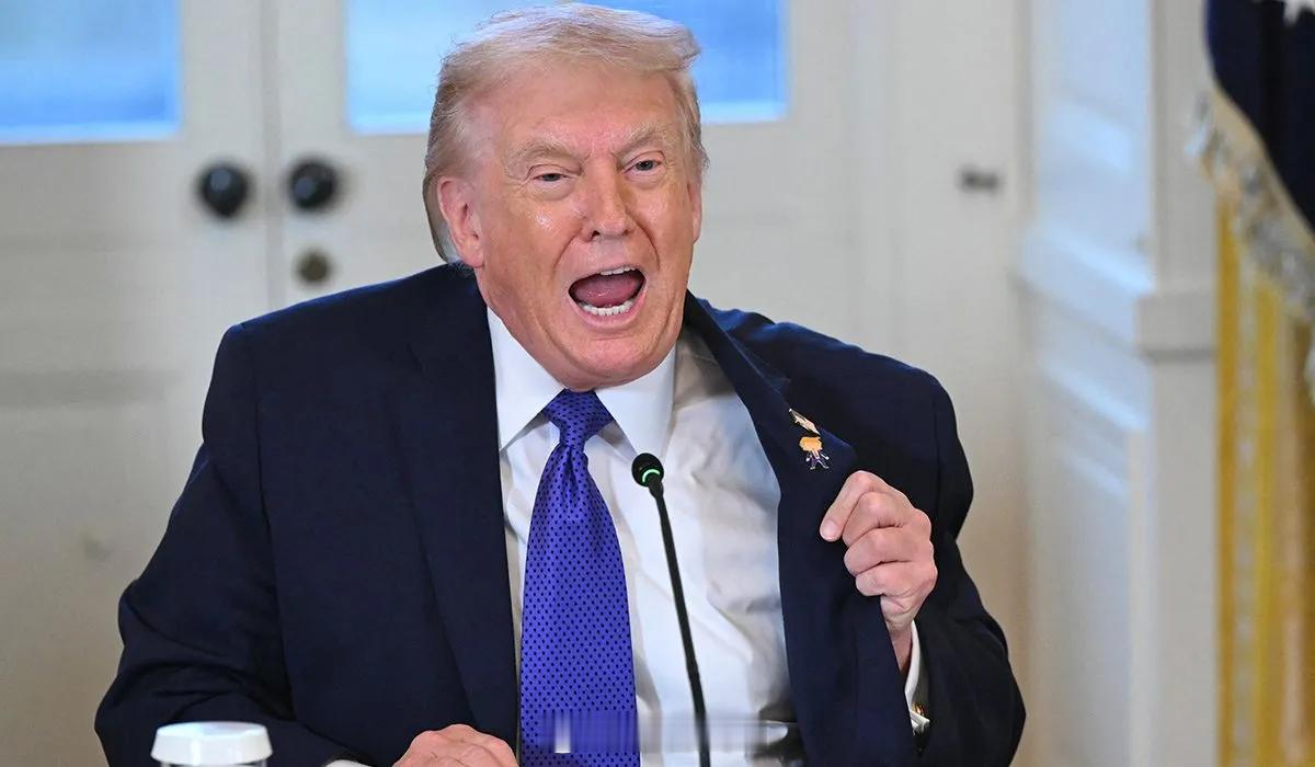 美伊紧张局势升级 “WWIII担忧”升温 时间：2026年2月13日近期，美国与