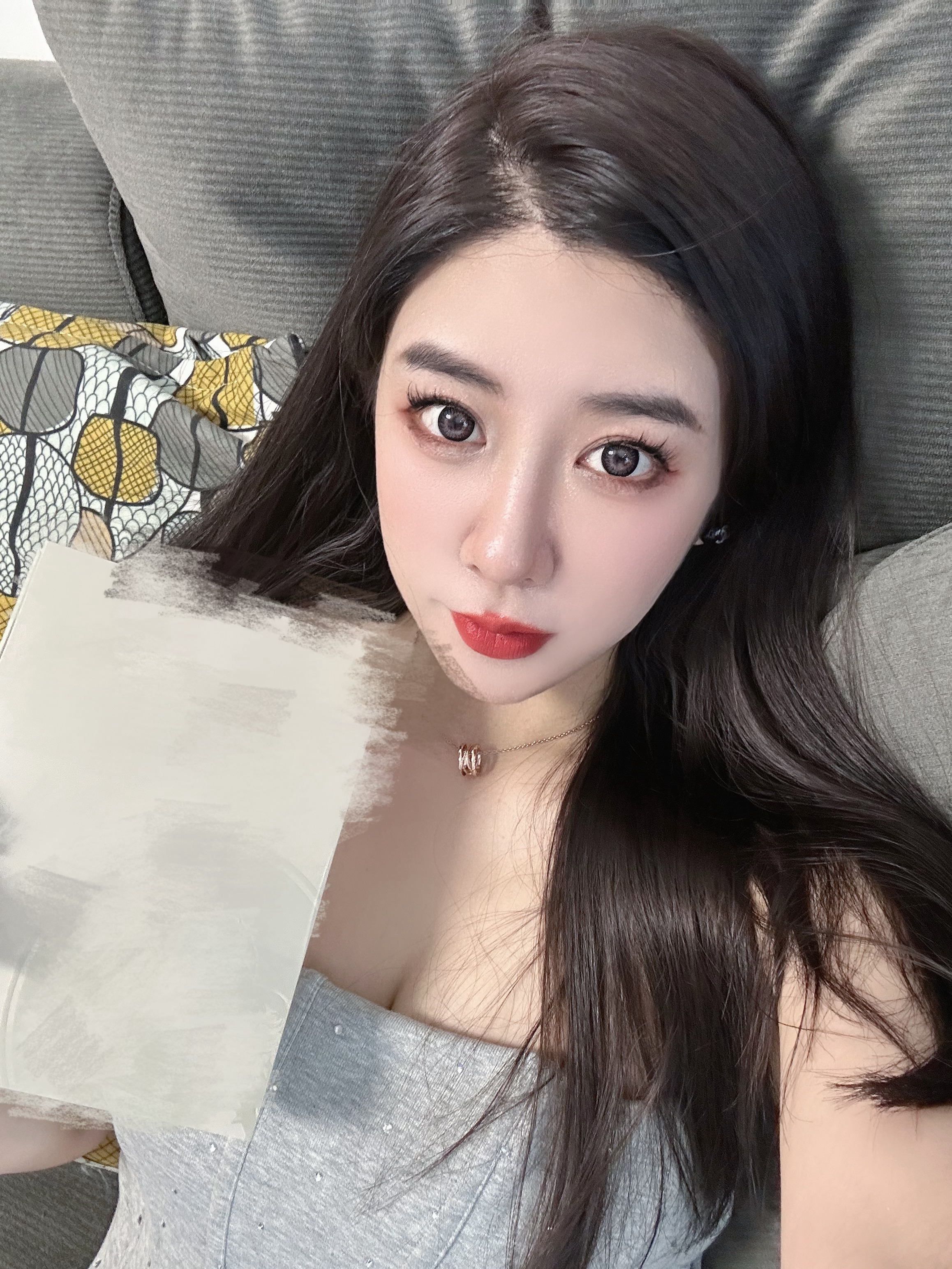 不拍产品照是看不见自拍照咯  ​​​