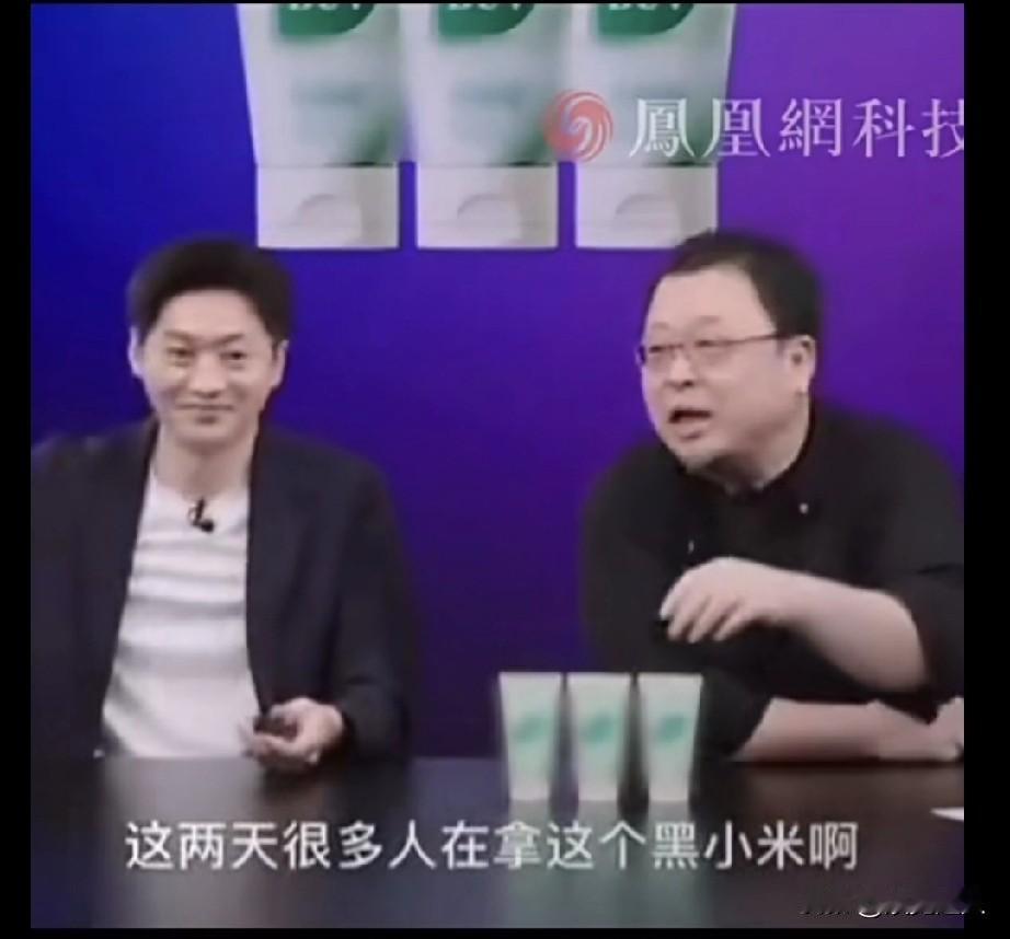 罗永浩最近是不是有点“双标”？这态度变得也太快了！
 
前阵子他刚跟西贝死磕到底