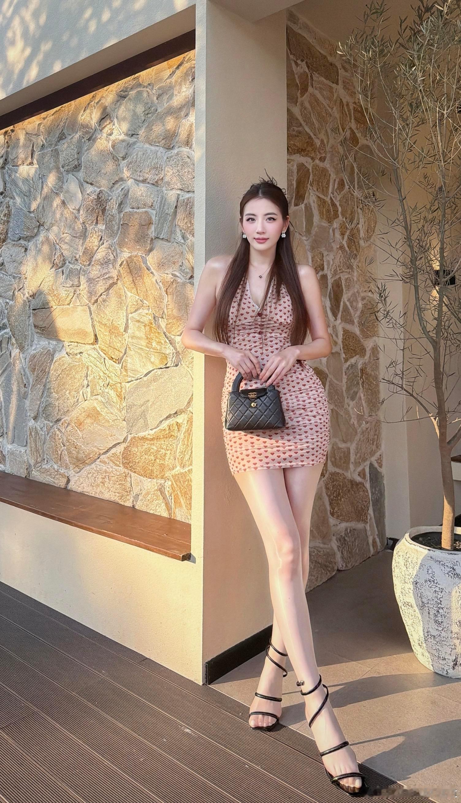 Plog | 把日常拍成胶片 每帧都暖📷✧涞觅,不止丝滑御姐ing今日穿搭(o