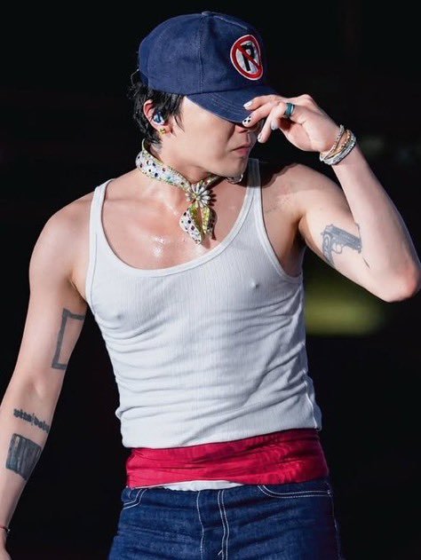那个...🤤🤤🤤 