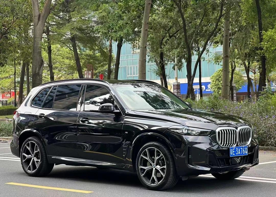 资源共享
有客户找新的电皮卡车，有资源的请联系我