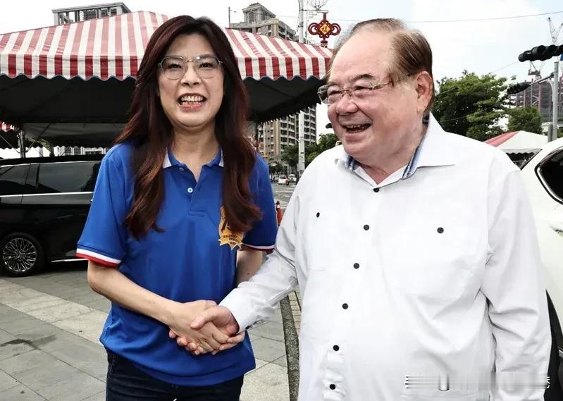 “這不就是老人政治和醬缸文化”？鄭麗文首波黨務人事 李乾龍任副主席兼秘書長

國
