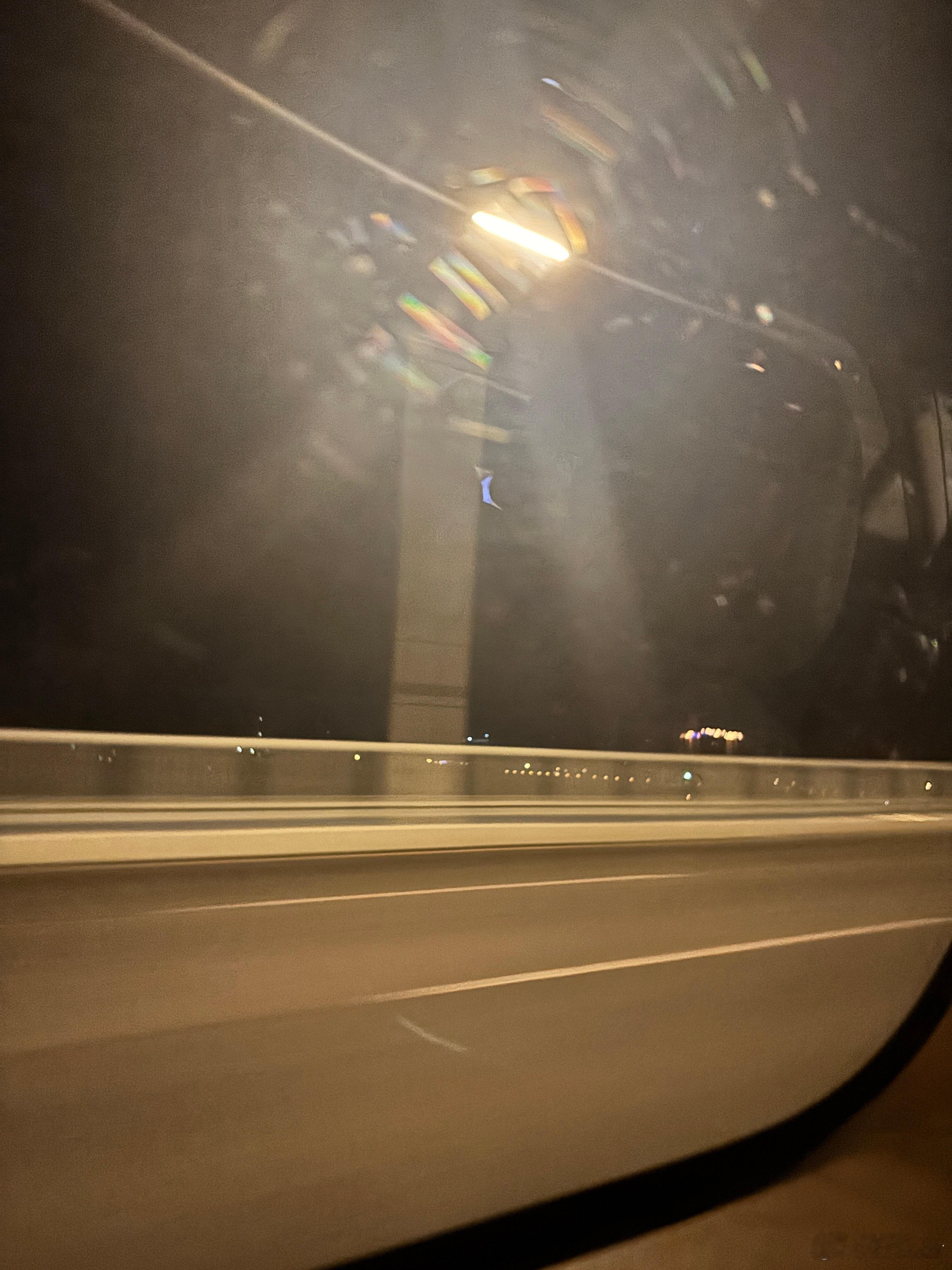 延误两小时回到本科的起点城市…蔡林记 湖藕汤  水煎包 重油烧麦 小民大排档 水