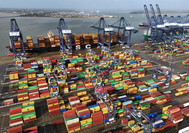 被困霍尔木兹海峡中国货代损失140万【被霍尔木兹海峡＂困＂住 中国货代2周损失1