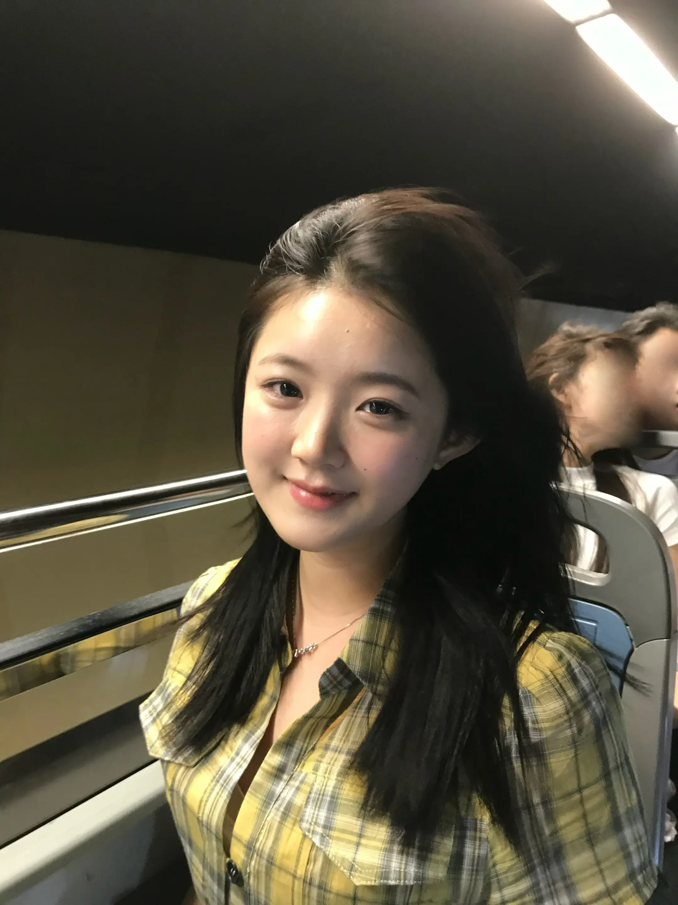 一切的爱 恨 都在自寻烦恼