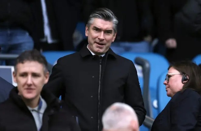 记者：理查德·休斯是新月总监头号候选，小因扎吉承诺会继续执教