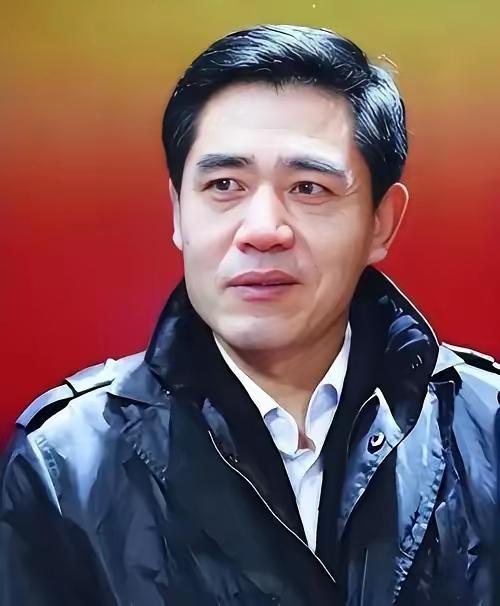 主持人曾问陈宝国：“你拍戏那么赚钱，能不能借我点钱花。” 而陈宝国的话却引得全场