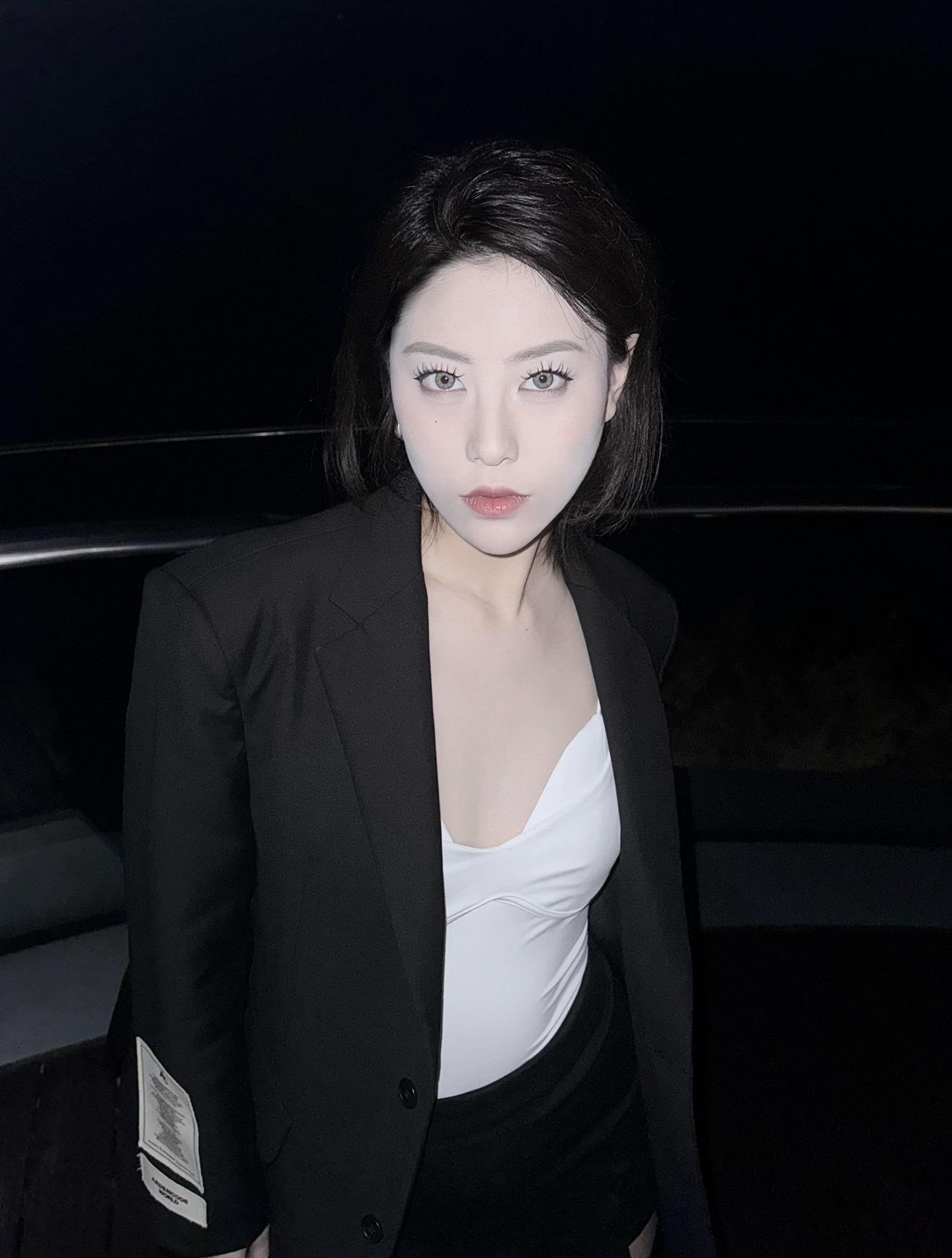 你说相逢自有时 可我只觉得枯木难逢春
