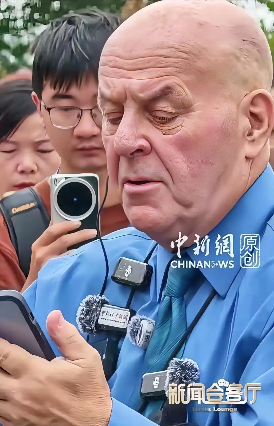 赛考斯这趟中国之行，收到的最珍贵礼物，不是牡丹刺绣，也不是鲜花和掌声，而是远在美