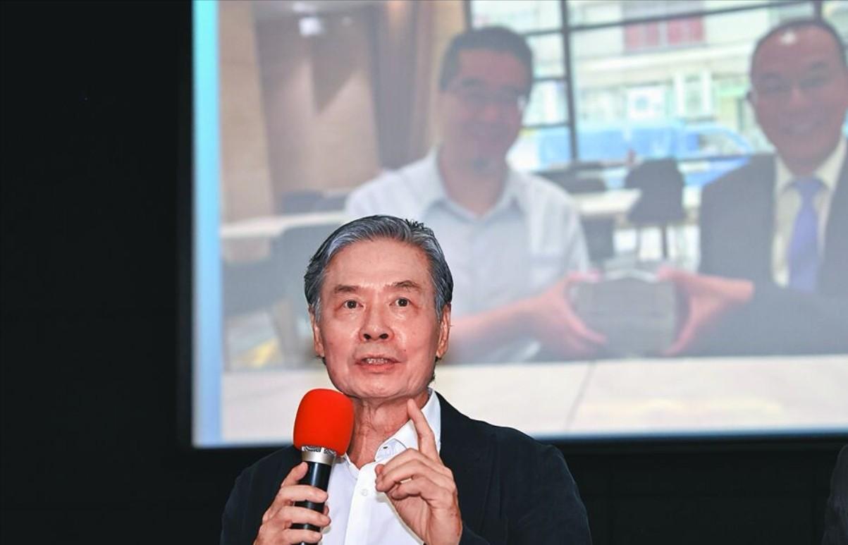 关于马英九基金会风波，台湾专栏作家雁默发文说，马多年来积累的“品牌形象”被金溥聪