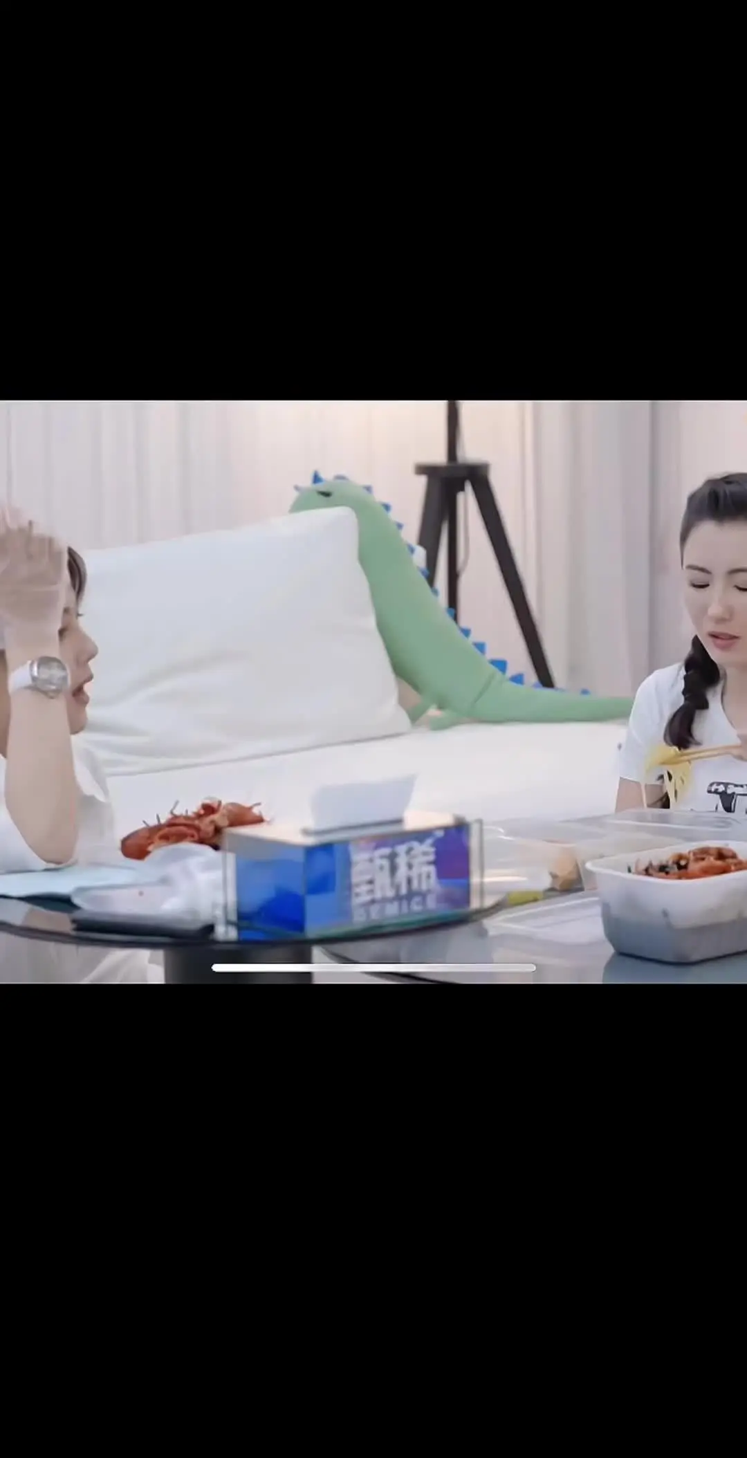 张馨予