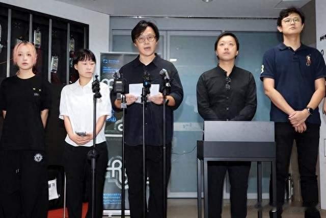 绝不退让！光州双年展恶意篡改标识，中方果断撤展太解气