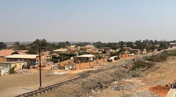 何其讽刺！12月4日，华盛顿将上演特朗普会晤刚果（金）、卢旺达总统的“和平戏码”