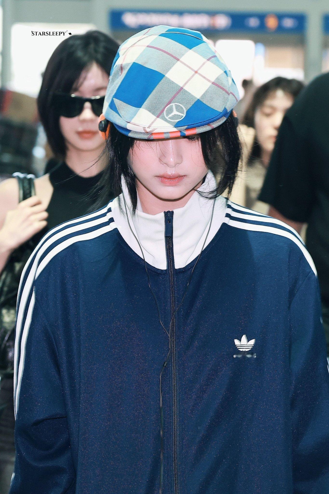 AHyeon郑雅譞六女一 欧尼vs宝宝 