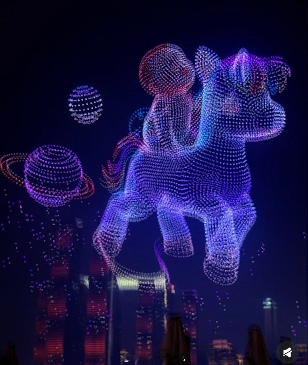 家门口的重庆除夕无人机表演马上有宝宝？？？？？？ 