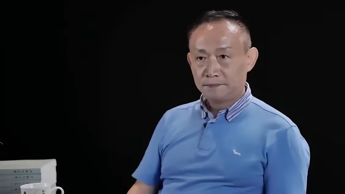 卢麒元经济学家:      不要忘了农民，今天我们这代人，如果忘本，忘了当年是农