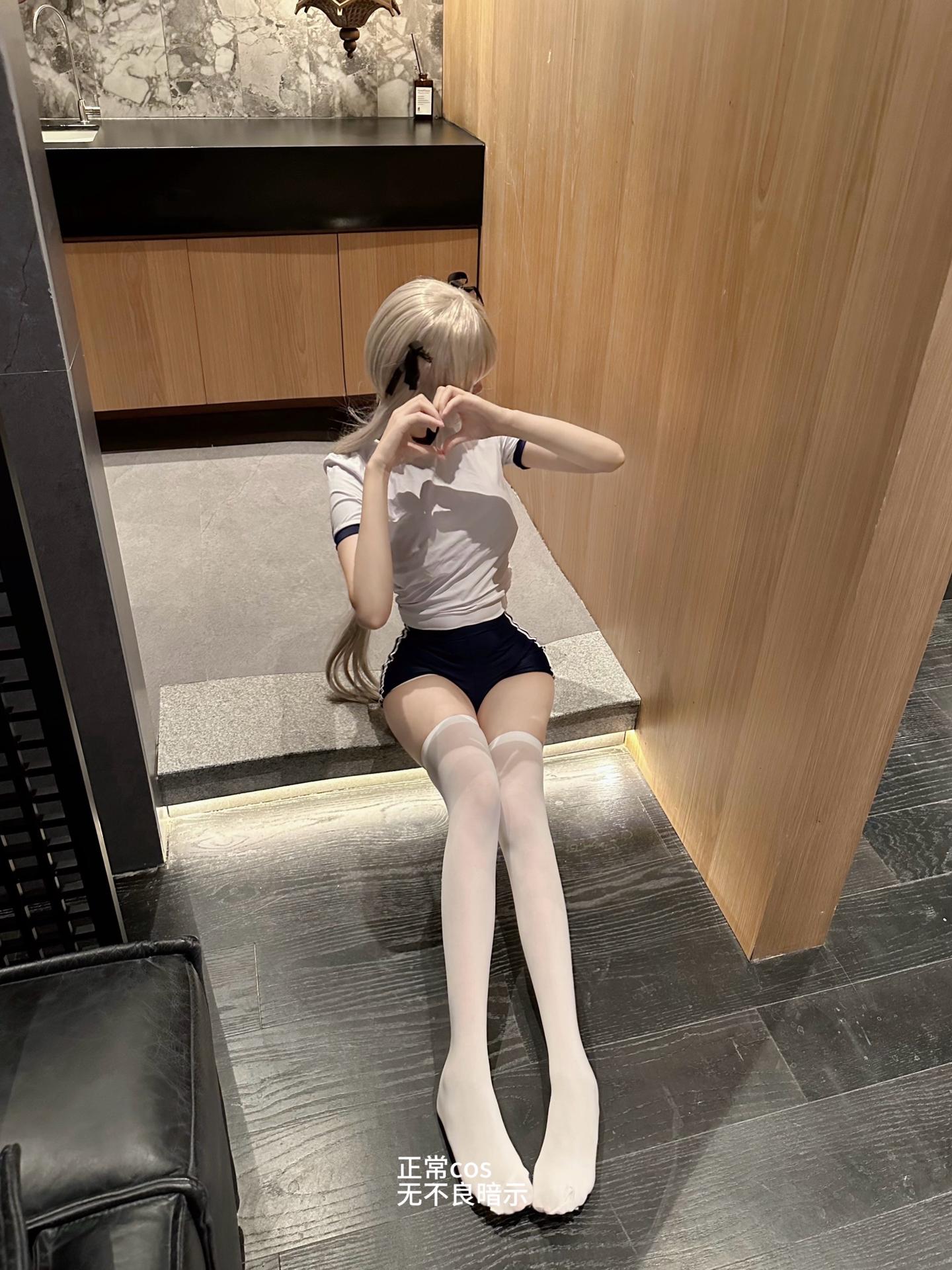 男生会穿搭真的比脸重要 比如我就对穿 DICH-9重型头盔+特里克 M...