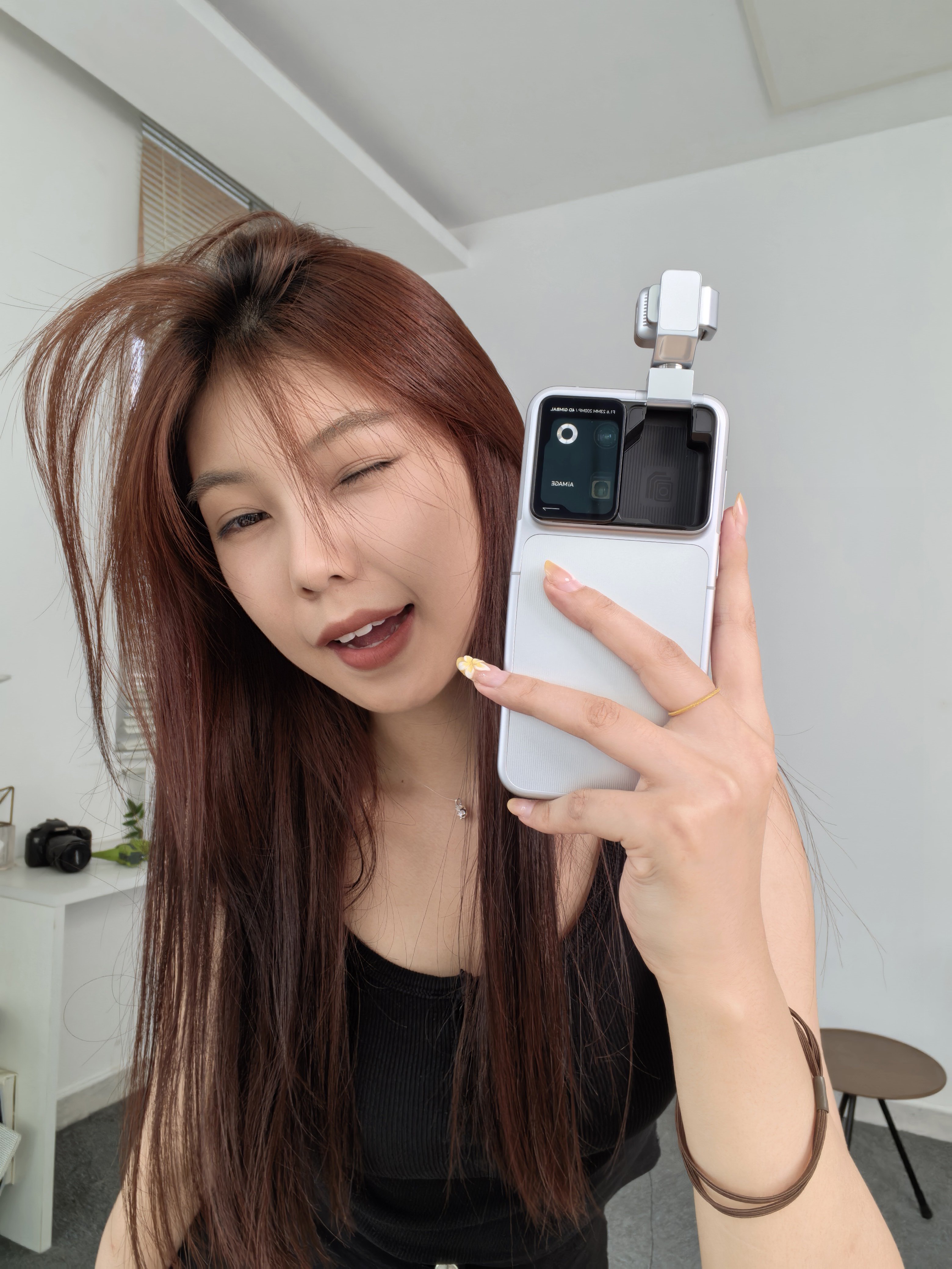 谁还没有个荣耀robot phone 啊