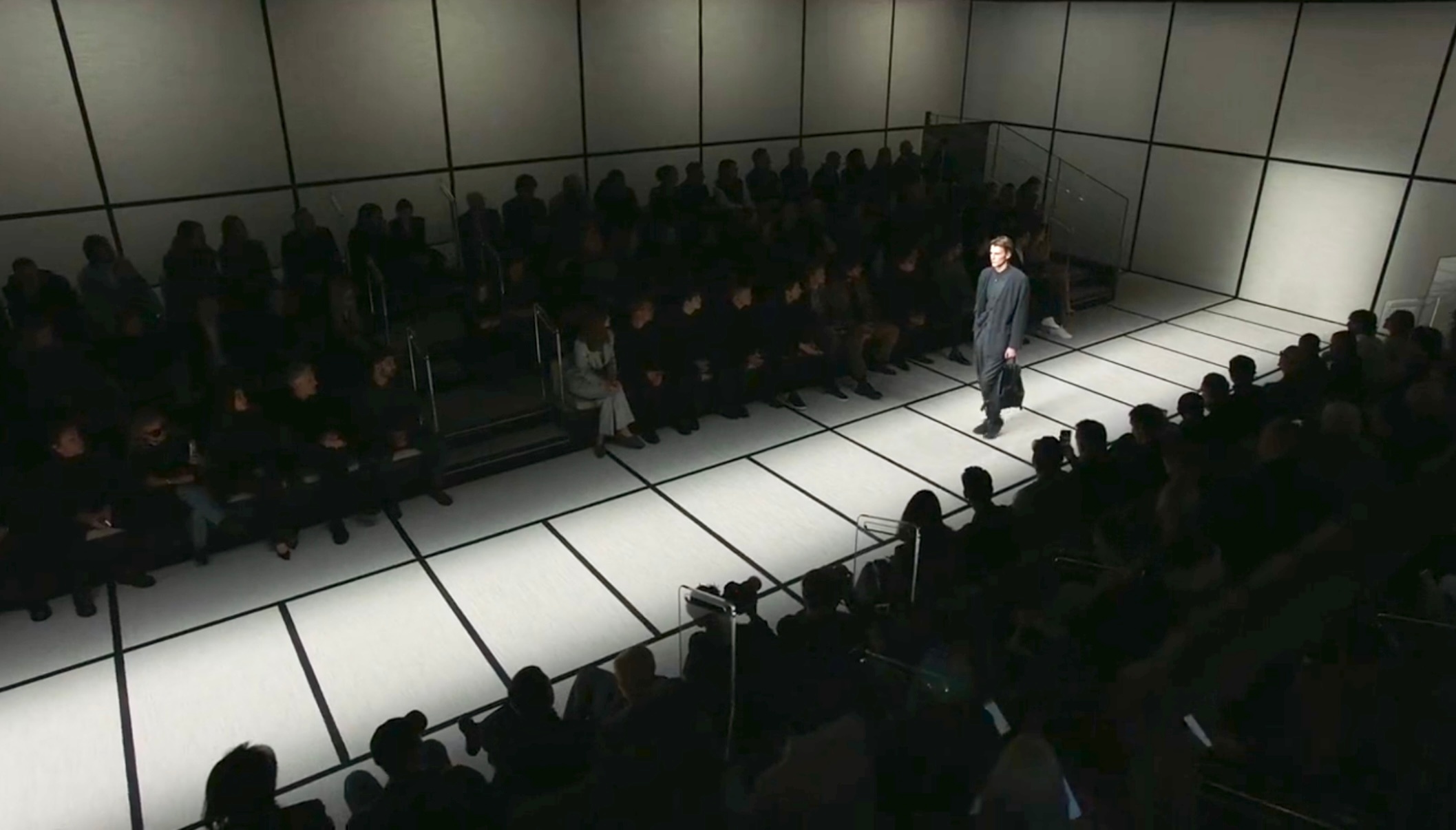 看秀看得好认真啊宝宝 