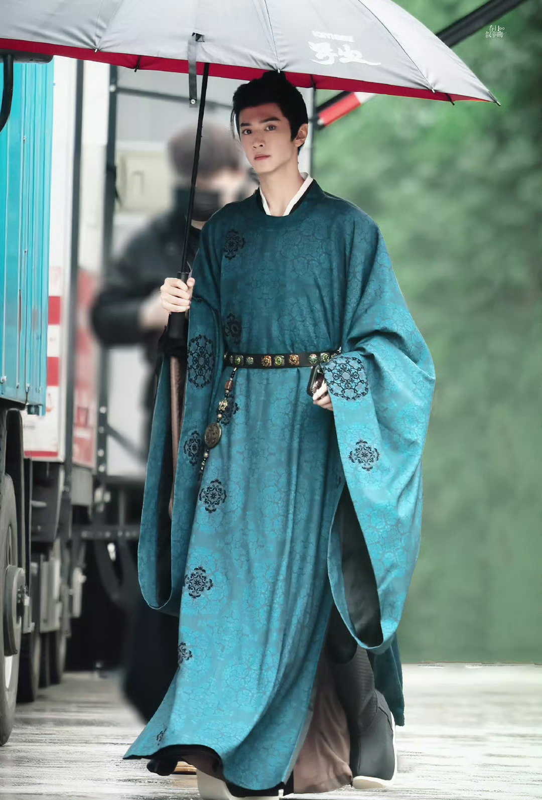 陈哲远《浮生》首套妆造袭来，好清秀的敖炽！ 
