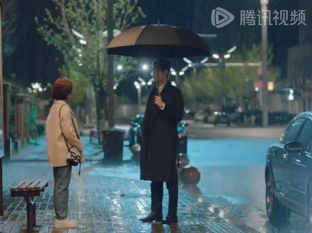 #你比星光美丽大结局点映礼#总算是开始点映礼了，最喜欢甜甜恋爱的星动不廷了，爱嗑