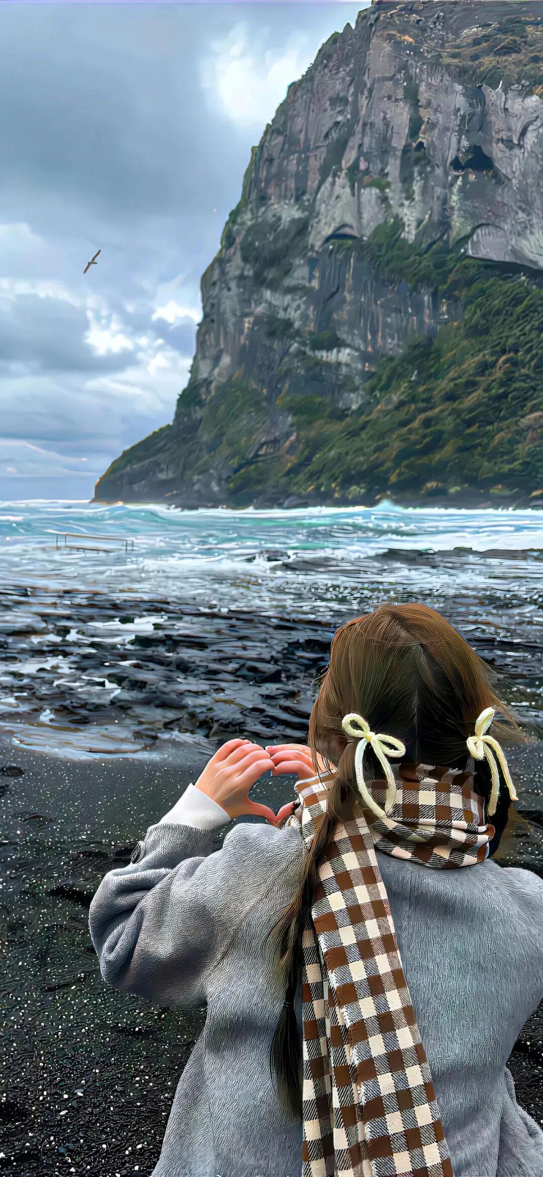 海鸥飞处，心随浪逐。