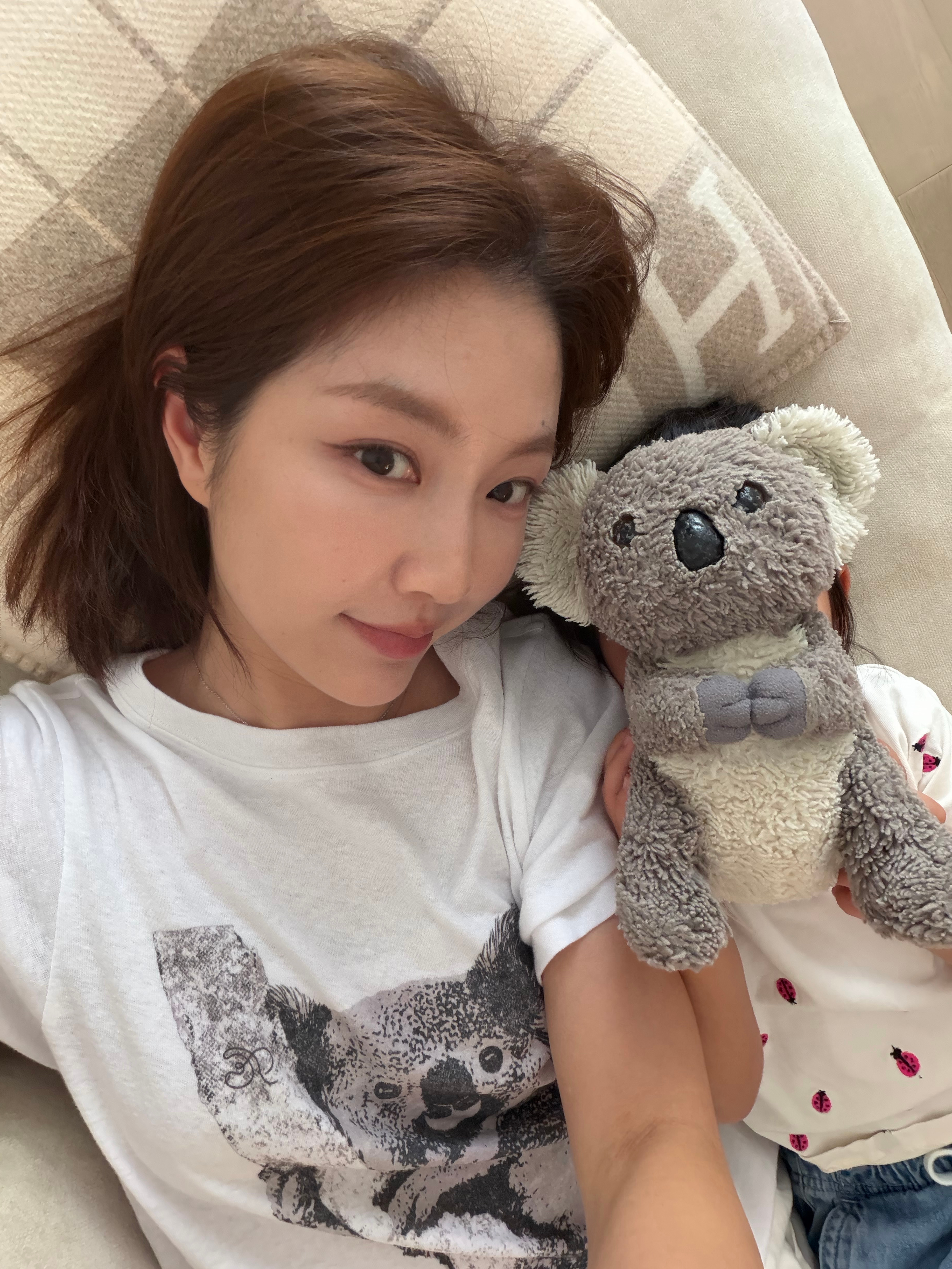 在买衣服的取向上已进化为去迎合我的公主🐨💗 