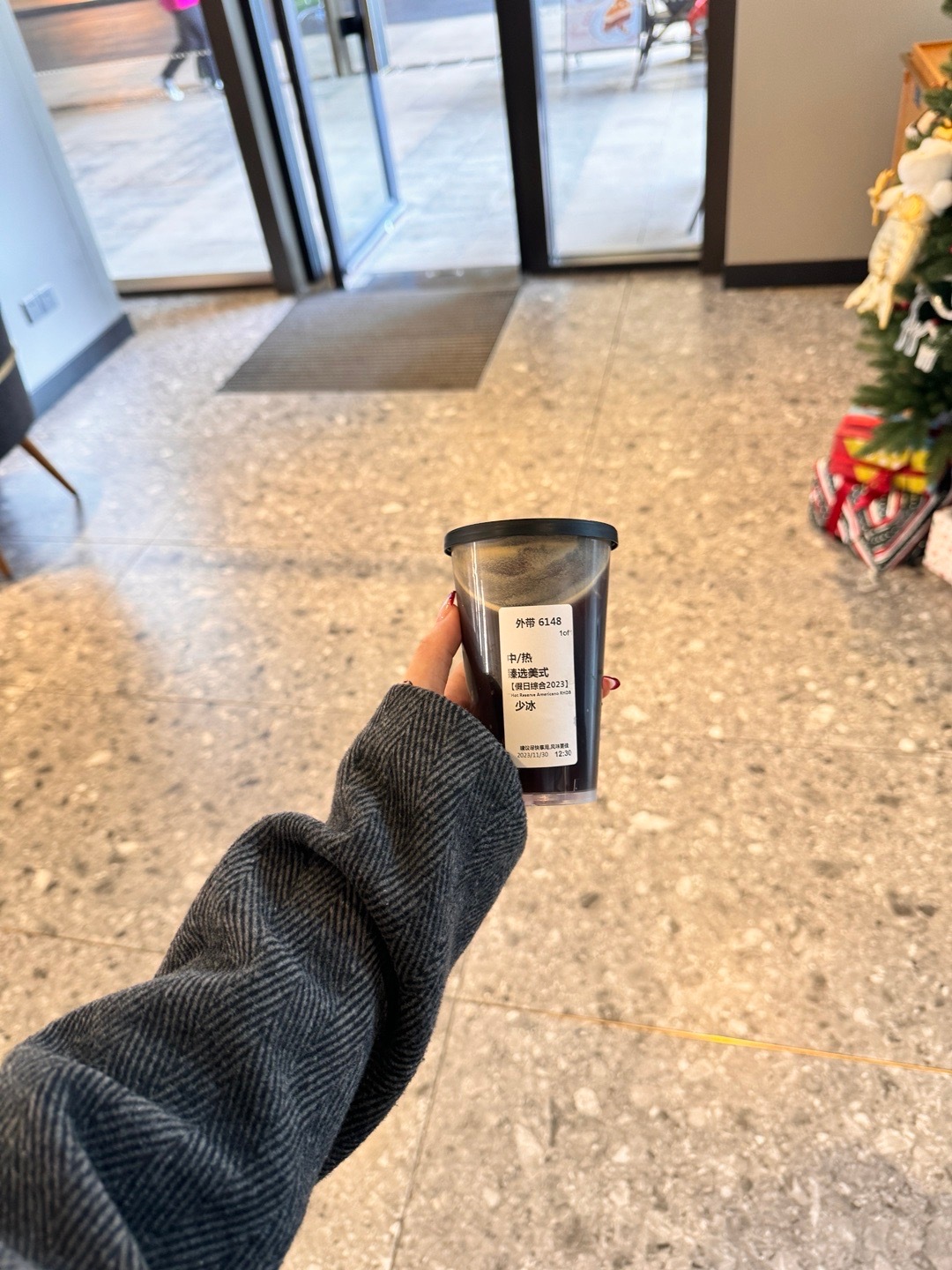 为了消肿为了减肥 逼自己喝比我命还苦的冰美式……(我真的是一个很爱吃甜的 接受不