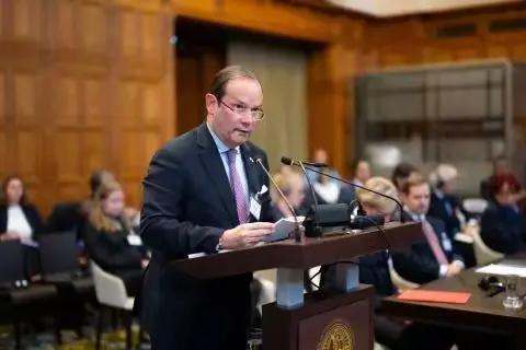 巴拿马外长马丁内斯终于见到了心心念念的王毅外长，巴拿马外长马丁内斯称，巴拿马将毫