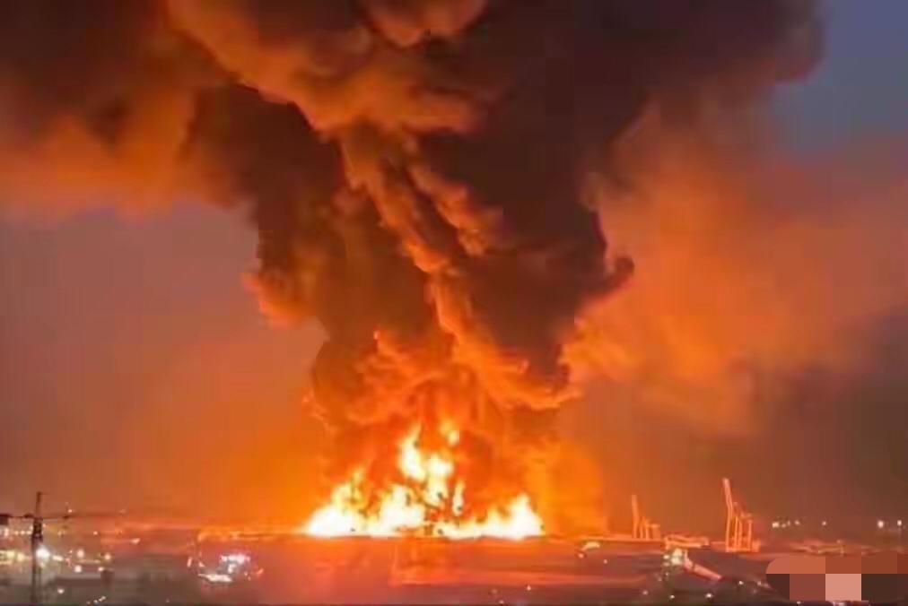 伊朗在中东已打无可打！美军基地和使馆全遭打击！3月7日，一名不愿透露姓名的伊朗高