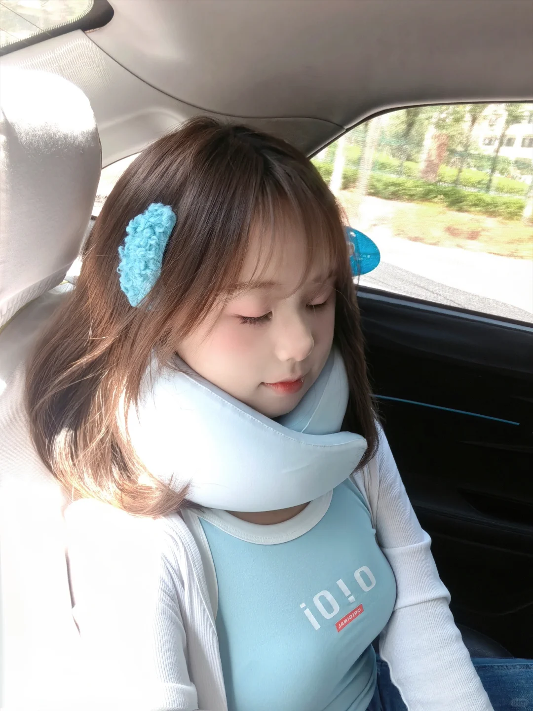 我发现了车上睡觉不歪脖的好东西~