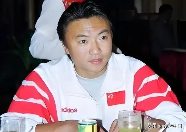 7岁之前，魏群的整个世界就是北京宣武的胡同……这些记忆，连同最地道的“京片子”，