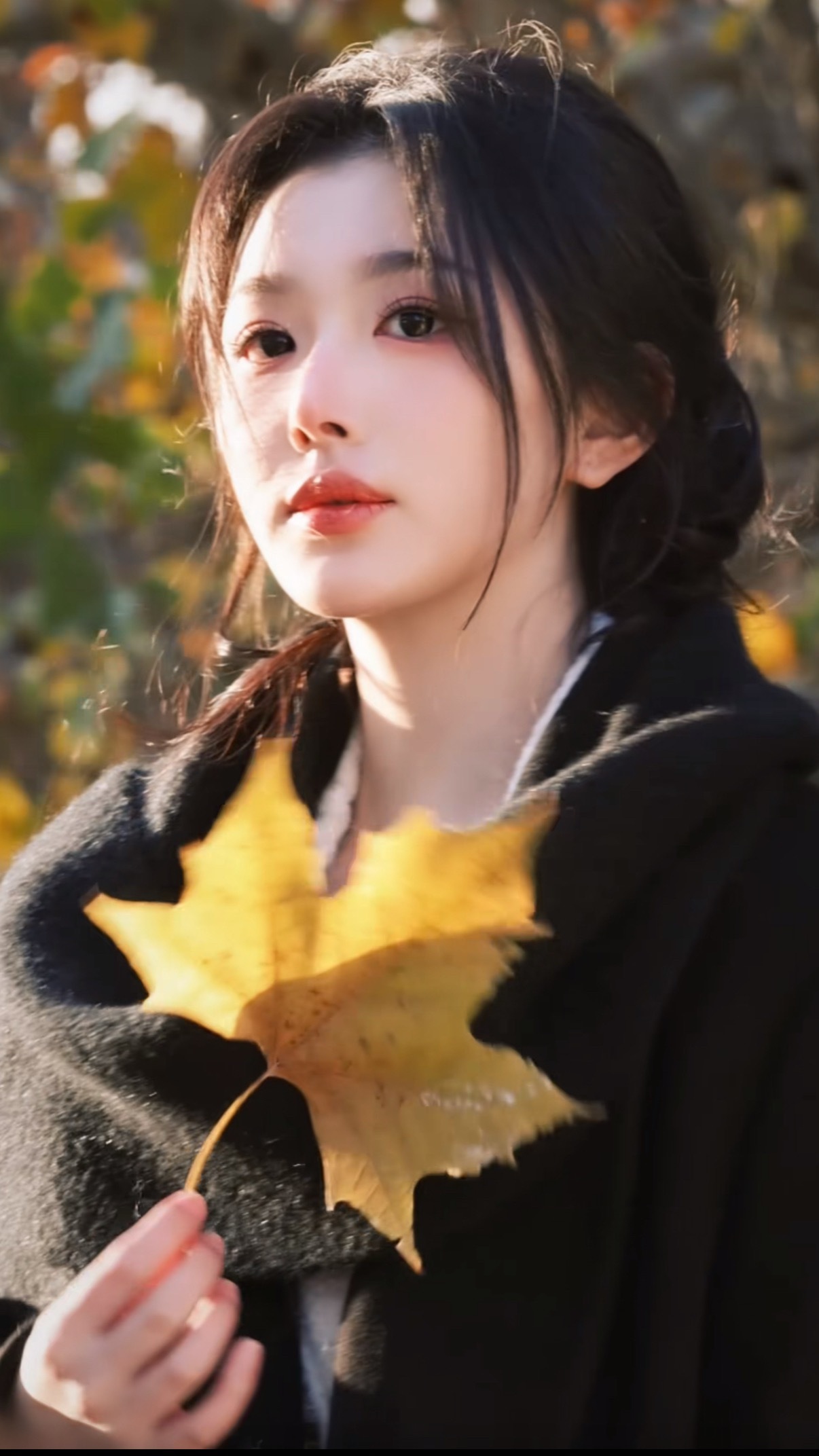 孔雪儿脸上的软组织好 