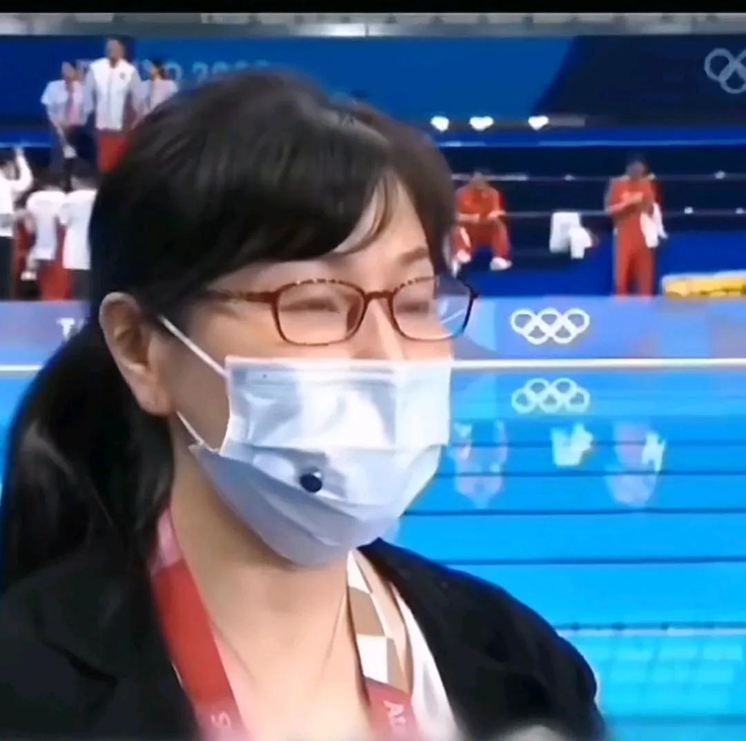 周继红名言:可能她现在是奥运冠军，没准一个月后，她就什么都不是。
语言非常坚决，