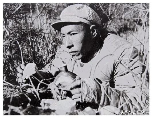 上甘岭尸堆藏狙神！邹习祥79弹歼39敌，铸就狙击兵岭传奇
 
阅读此文前，诚邀您