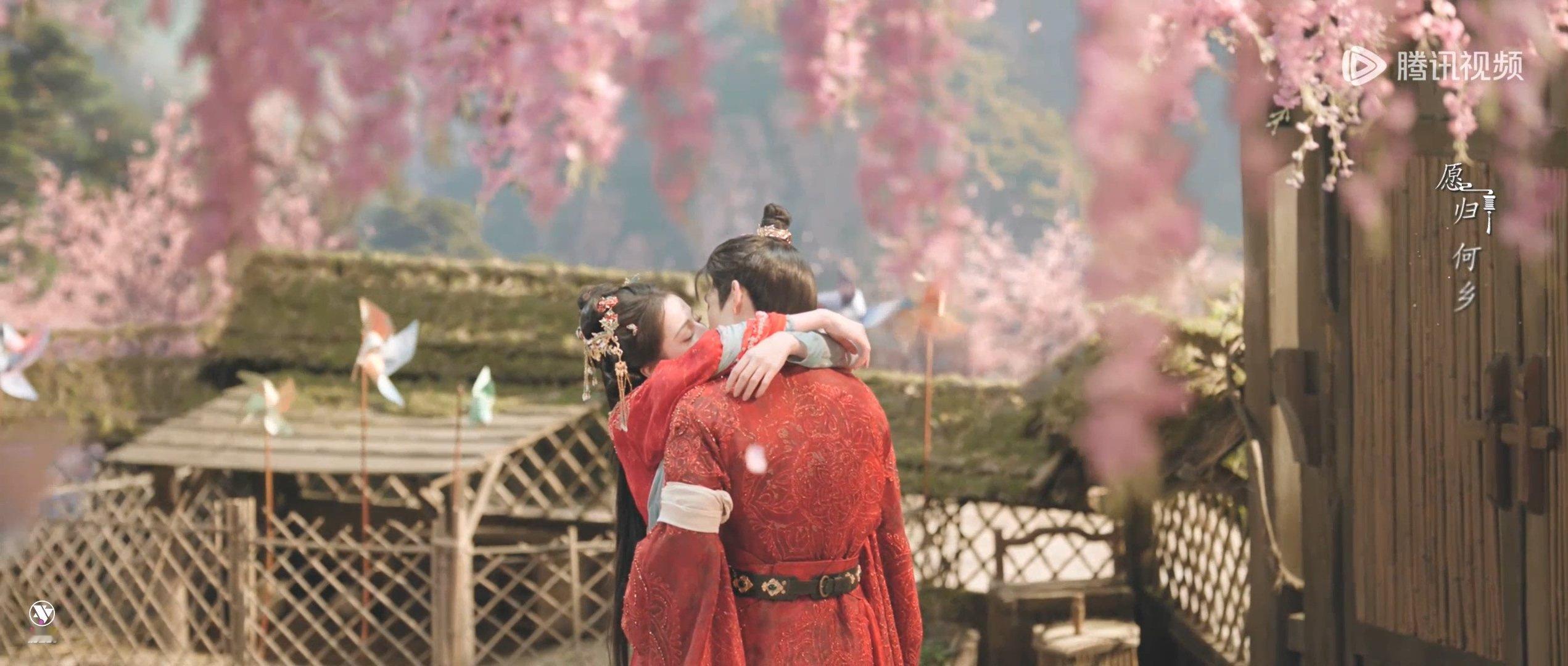 迪丽热巴陈飞宇5小时吻戏剩10秒迪丽热巴陈飞宇吻戏剪辑等等这个《白日提灯》，迪丽