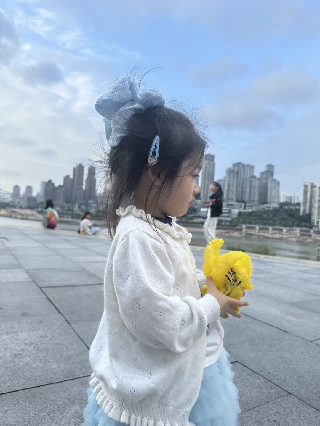 ⭐郑伊芙琳eve ⭐郑伊芙琳eve以善良为师，得到的是正义和正直的教诲，即使步履