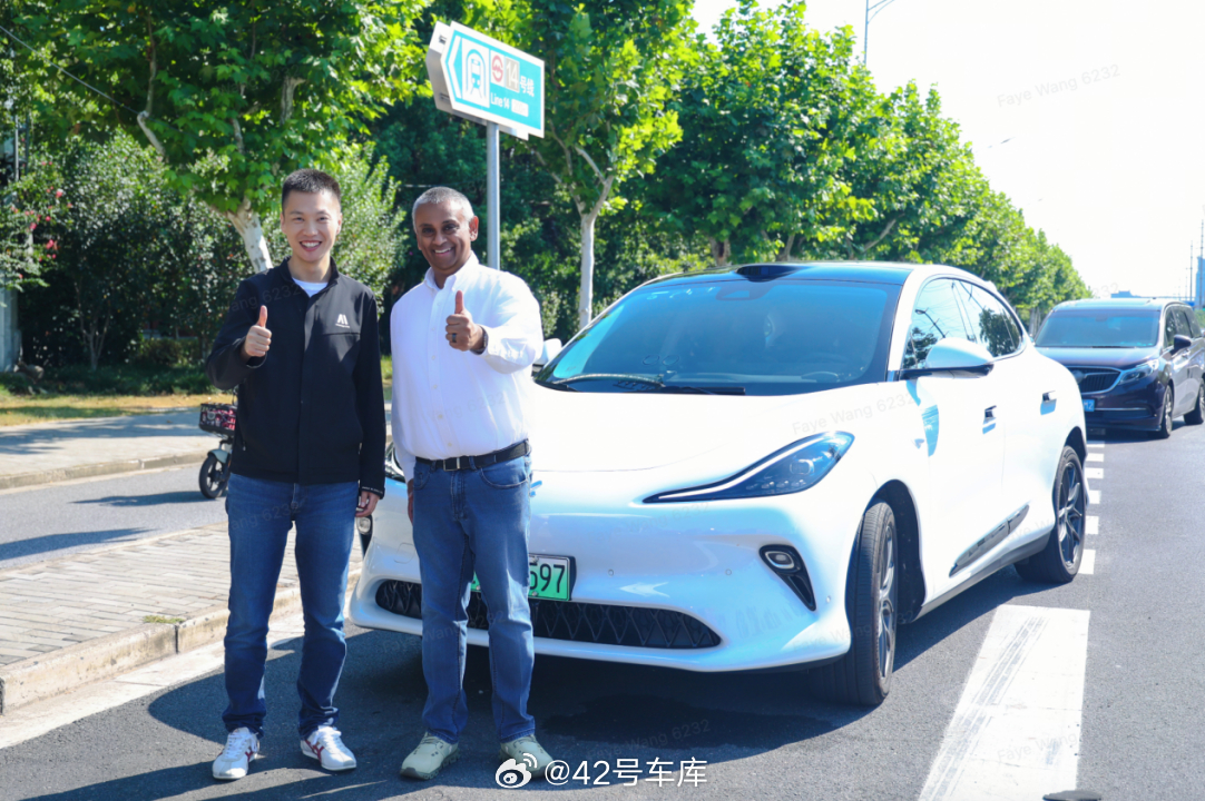 Uber 与 Momenta 今天宣布把德国慕尼黑将作为双方联合 Robotax