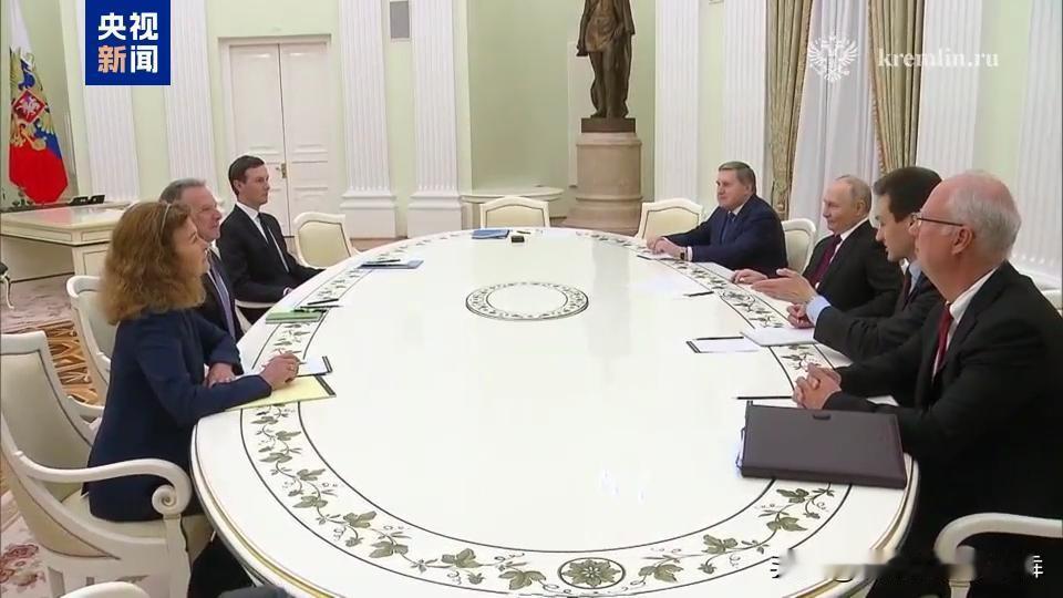 俄罗斯迎客人，特朗普女婿和特使会见普京！会谈议题就是俄乌和平协议，内容的商定！会