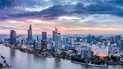 南越和北越现在的内部矛盾，极为尖锐，几乎不可调和。南越的想法就是，如果越南不统一